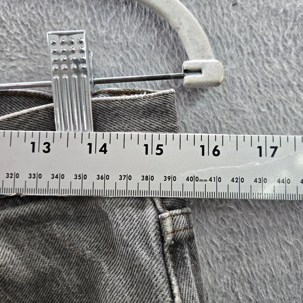 VINTAGE Levi's 501 Men Jeans 33x32 Gray Denim Straight Original Button Fly READ